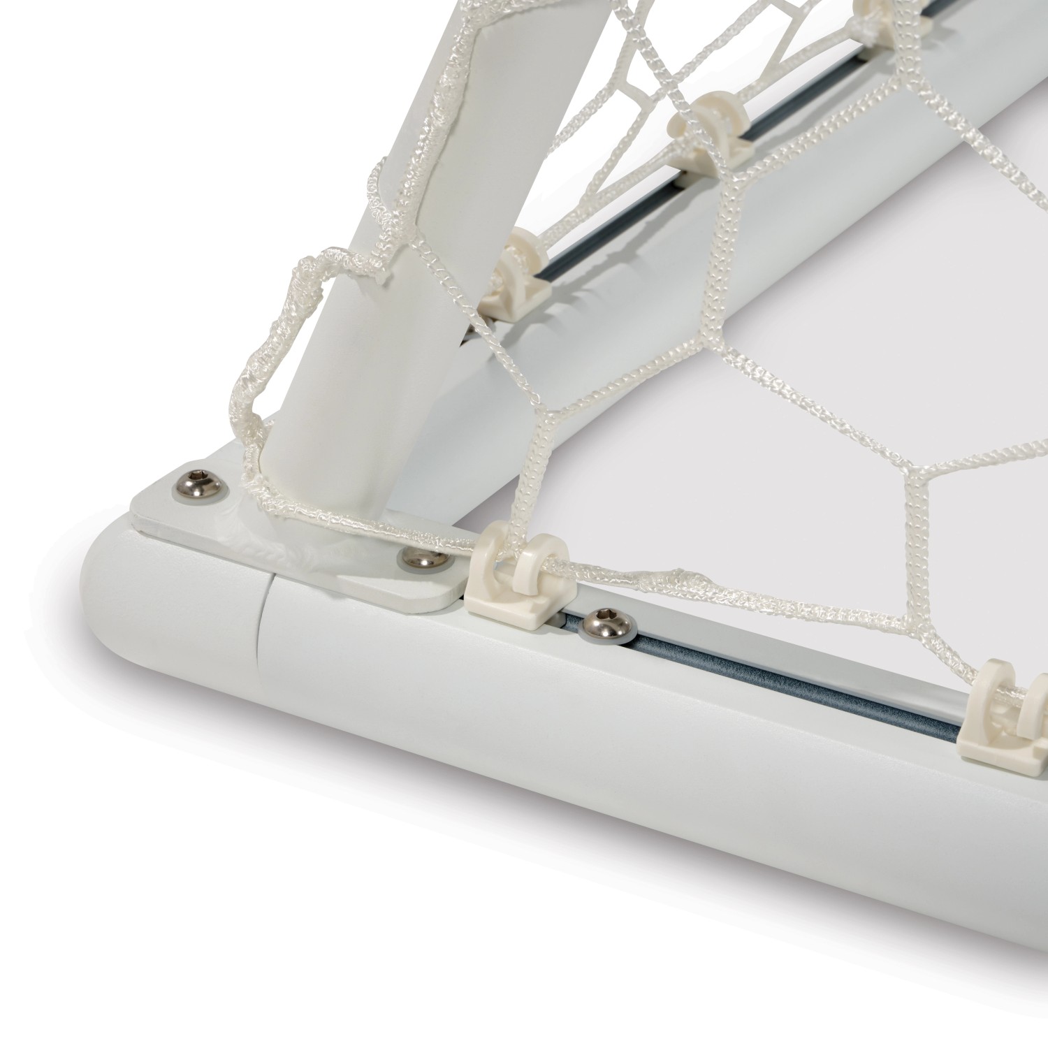 Detailaufnahme: Weißes Exit Scala Fußballtor aus Aluminium (300x200cm) mit Netz.