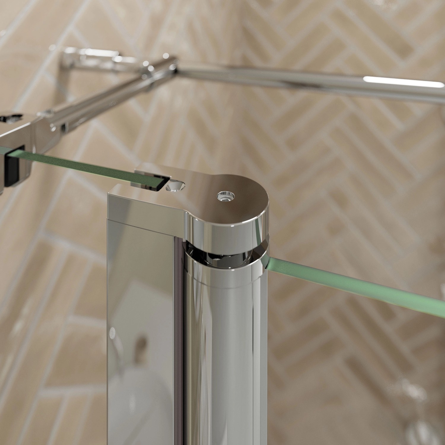 Detailaufnahme: Breuer Elana 2.0 Drehtür mit Sicherheitsglas und Chrombeschlägen.