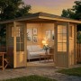 Unbehandeltes Alpholz 5-Eck Gartenhaus Sunny-B mit Spitzdach, 230x224 cm, mit geöffneten Türen und Gartenmöbeln.