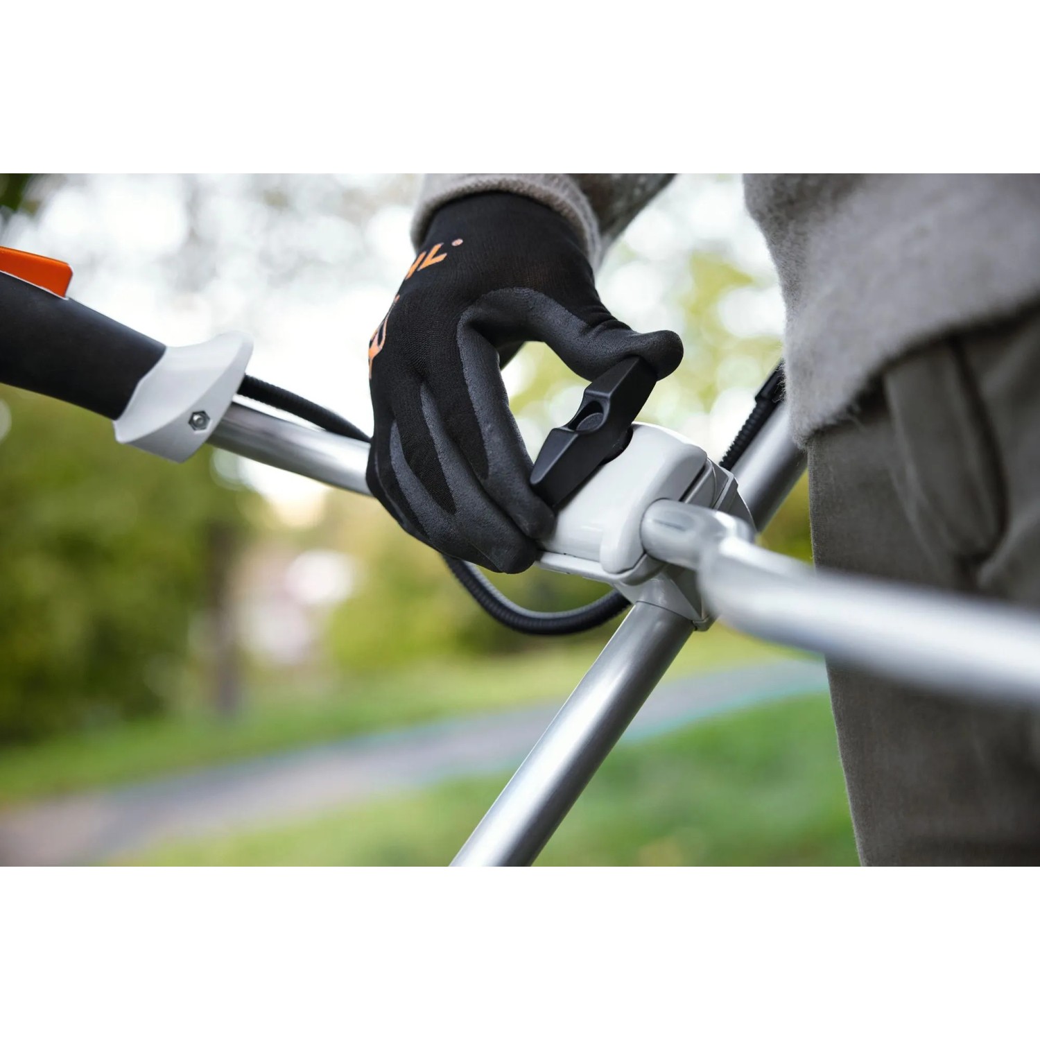 Stihl Akku-Motorsense FSA 120 ohne Akku und Ladegerät Orange-Grau_3