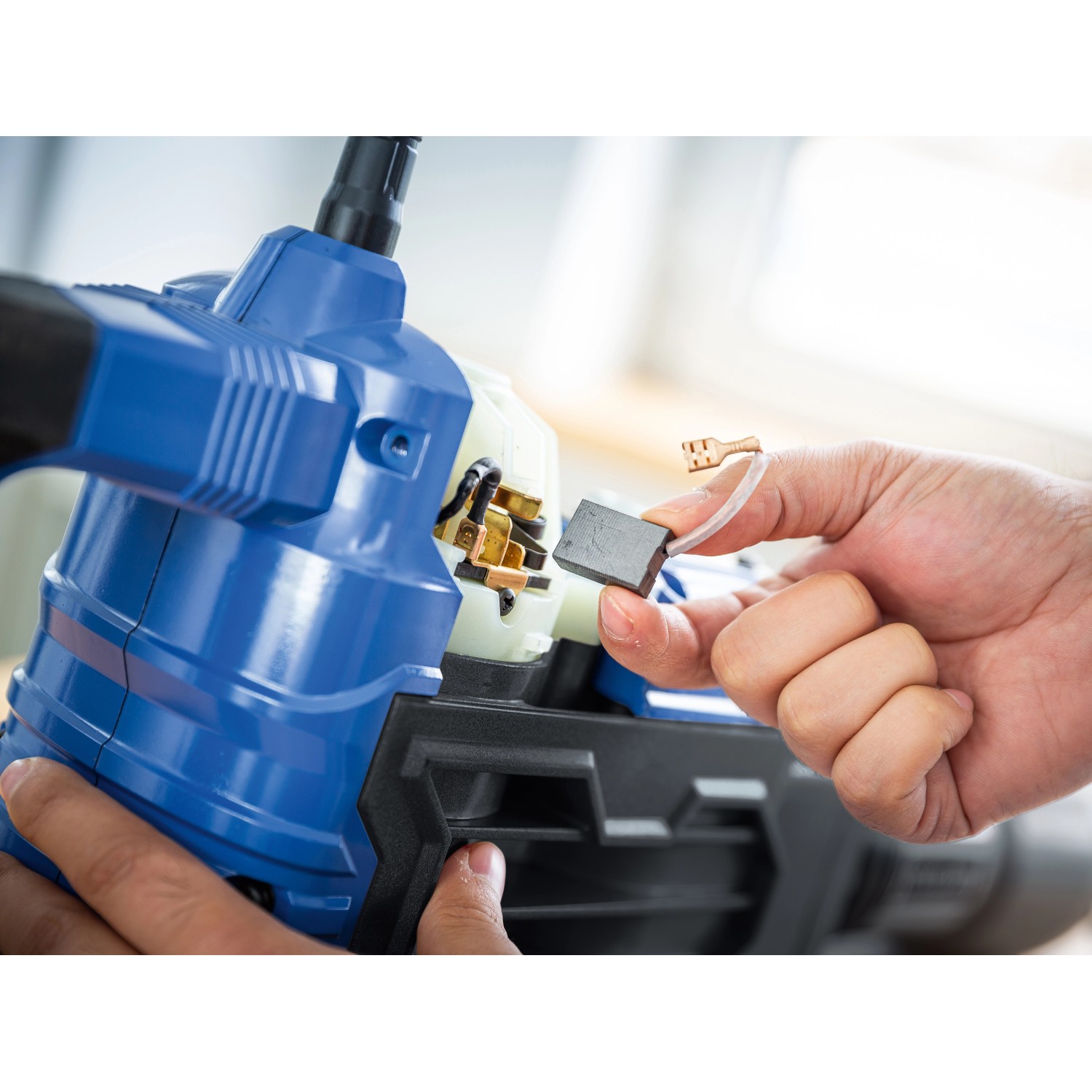 LUXTOOLS 1700 W Abbruchhammer EAHL21 bei OBI kaufen