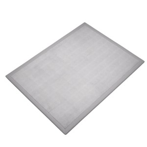 Grauer, rutschfester Björn&Schiller Krabbelteppich, 150x200 cm, für Babys und Kinder.