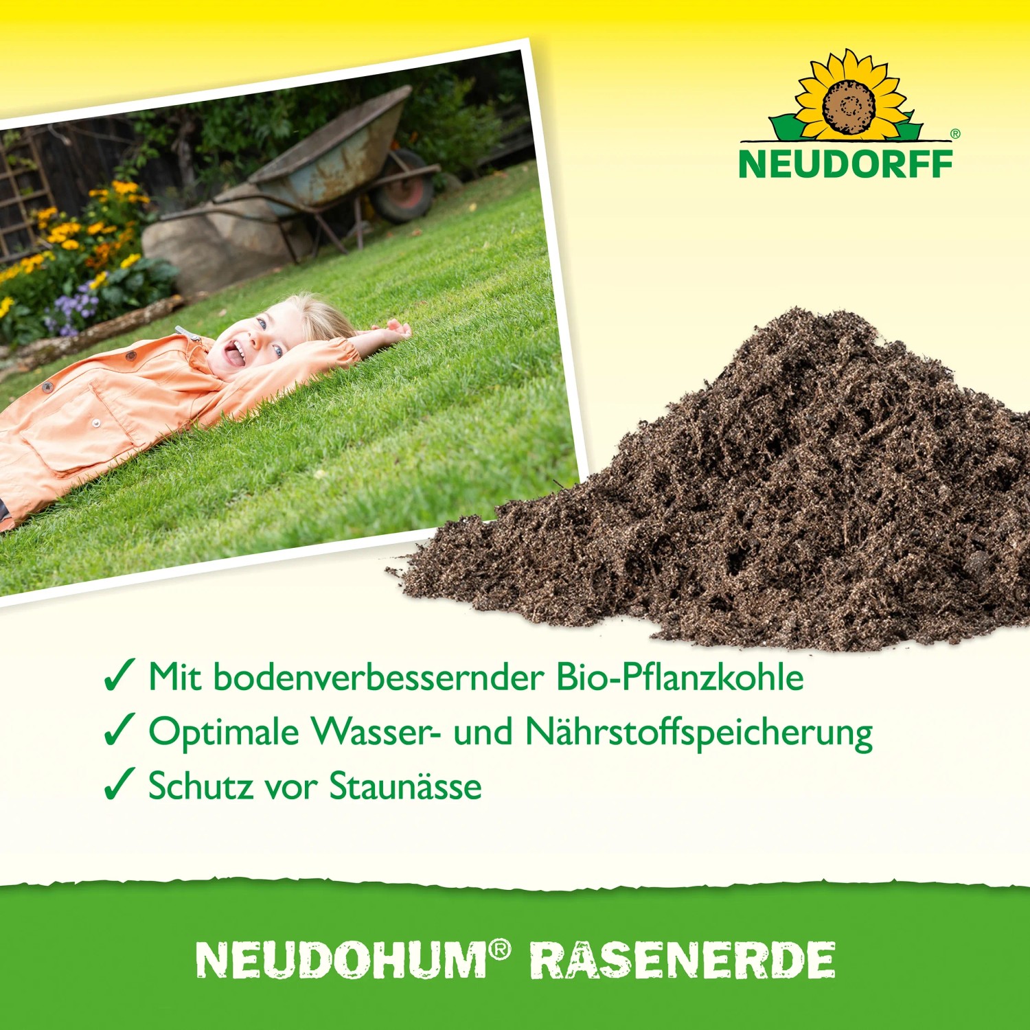 Neudorff NeudoHum Rasenerde: Torffreie Erde mit Kind auf saftigem Rasen und Erdhaufen.