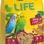 Vitakraft Life Berry Vogelfutter, 800g Packung mit Wellensittichen und Beeren.