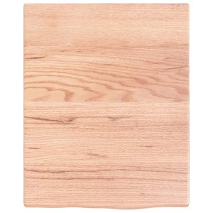 Helle, rechteckige Waschtischplatte aus behandeltem Massivholz (Eiche) mit natürlicher Baumkante.