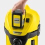 Gelber Kärcher Akku-Mehrzwecksauger WD 3 Battery mit eingesetztem Akku.