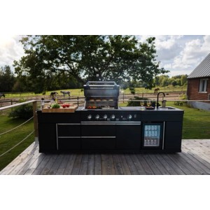 Schwarze MyOutDoorKitchen Pure Plus Outdoorküche mit Grill, Spüle und Kühlschrank.