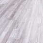 Heller Laminatboden im Pinie Sea Pine Hell Dekor mit Holzstruktur für Wohn- und Gewerberäume.