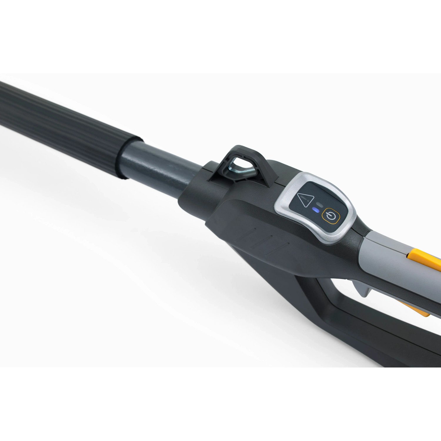 Detailaufnahme des Stiga Akku-Multitool MT 500e: Griff, Bedienelemente und Akku-Anschluss.