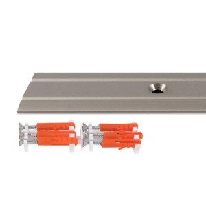 Edelstahlfarbenes KARAT Abschlussprofil (3x100cm) mit Schrauben und Dübeln für Belagstärken bis 5mm.