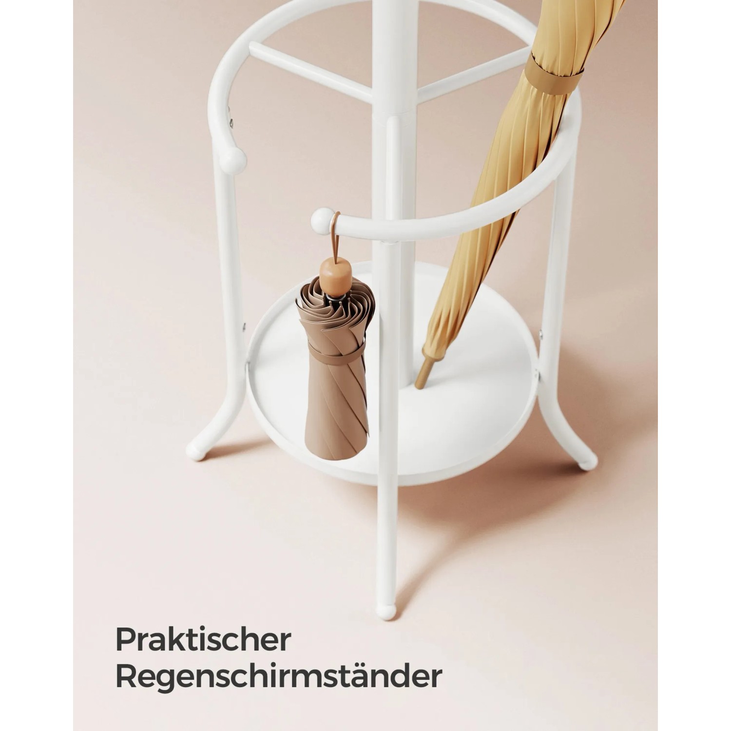 Weißer Songmics Kleiderständer mit Regenschirmständer und zwei Schirmen.