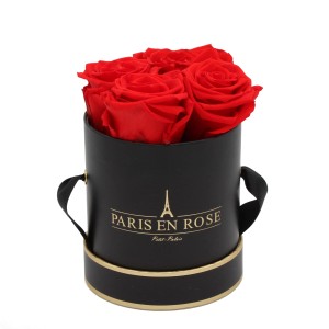Rosenbox Schwarz-Gold mit 4 roten Rosen, ewige Rosen als Blumenstrauß.