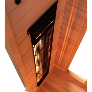 Detailaufnahme Infrarotstrahler in Hemlock Tannenholz Sauna Calgary Infrarotkabine.