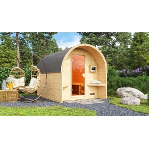 Karibu Fasshaus Sauna mit Ofen und externer Steuerung im Garten.