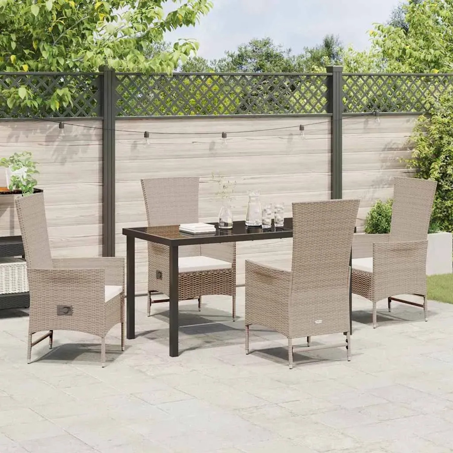 Beige 5-tlg. vidaXL Garten Essgruppe aus Poly Rattan mit Tisch und Stühlen mit Kissen.