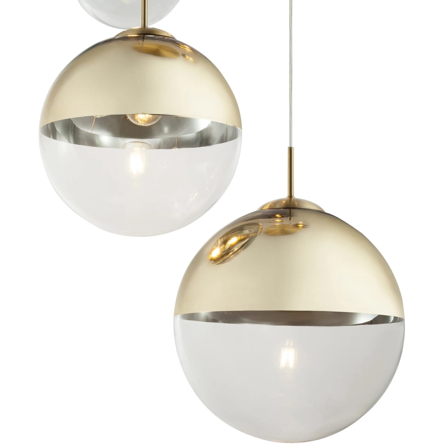 Goldfarbige Globo Pendelleuchte Varus mit runden Glasschirmen.