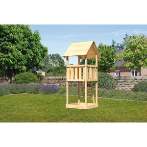 Karibu Spielturm Lotti, naturbelassen mit Leiter und Sandkiste im Garten.