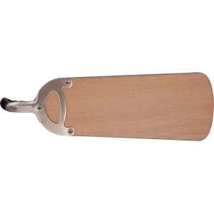 Detailaufnahme: Flügel des GLOBO Deckenventilators Ugo, Buche/Graphit, mit silberfarbener Halterung.