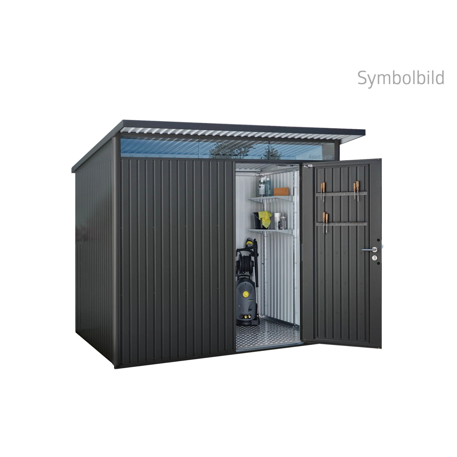 Dunkelgraues Biohort Metall-Gerätehaus AvantGarde mit offener Doppeltür. Innenraum mit Regalen, Werkzeugen und Geräten.