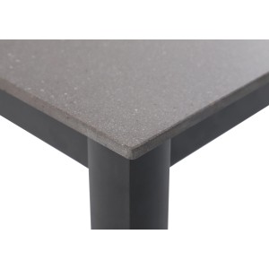 Detailansicht Gartentisch Harris, rechteckig, 160x90 cm, graue Tischplatte, schwarzes Gestell.