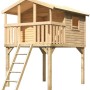 Naturbelassenes Karibu Stelzenhaus Benjamin mit Holzleiter, Teil der Kategorie Spieltürme & Spielanlagen.