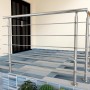 Gebürstetes Edelstahl Geländer 150 cm mit 5 Querstäben, modern, für Innen & Außen. Ideal für Treppen & Balkone.