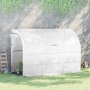 Weißes Furnicato Gewächshaus mit 3 Etagen und UV-beständiger Folie im Garten.