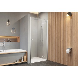 pianura Duschsystem Aufputz mit Thermostat und Kopfbrause in Chrom im Badezimmer.