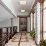 Weiße, quadratische LED-Deckenleuchte Lasse (217x217x17 mm) im modernen Design.