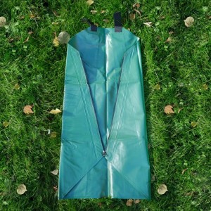 TreeBuddy Baumbewässerungssack 75l (5er Set) zur Langzeitbewässerung von Bäumen, aus robustem PVC mit Reißverschluss.