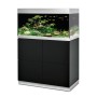 Oase HighLine Aquarium-Set 200 l mit schwarzem Unterschrank und bepflanztem Aquarium.