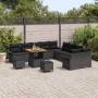 Schwarzes 13-teiliges Garten-Sofa-Set aus Poly Rattan mit Tisch und Hockern für den Außenbereich.