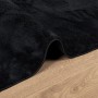 Schwarzer vidaXL Teppich OVIEDO Kurzflor, 200x200 cm, auf Holzboden. Weicher, moderner Teppich.