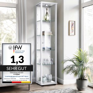 Weiße Glasvitrine mit LED-Beleuchtung und 4 Glasböden, stehend, von K-Möbel. Made in Germany.