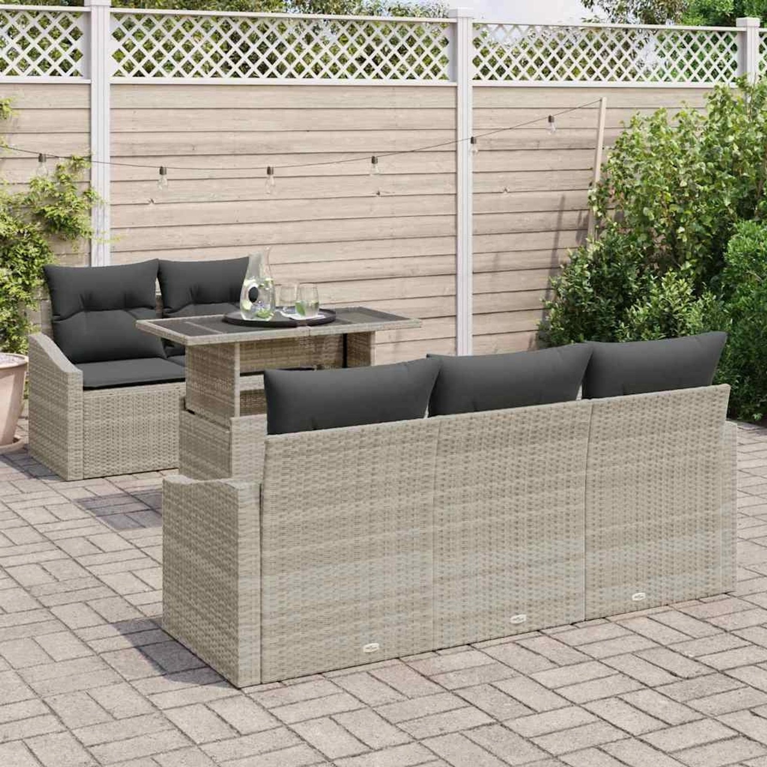 Hellgraues 6-tlg. vidaXL Garten-Sofa-Set mit Tisch und Auflagen aus Polyrattan.