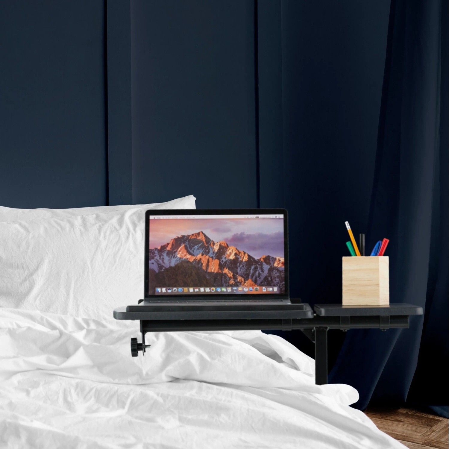 Relaxdays Laptoptisch MDF Schwarz Höhenverstellbar Rollbar Neigbar 61 cm x 40 cm x 65 cm bis 85 cm 4,5 kg_5