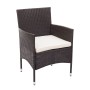 Brauner Poly-Rattan Sessel mit creme-farbenem Kissen, Teil der MCW F55 Lounge-Garnitur.