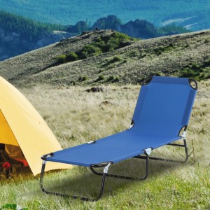 Blaue Outsunny Campingliege mit verstellbarer Rückenlehne im Outdoor-Einsatz.