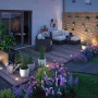 Beleuchtete Terrasse mit Paulmann LED Bodeneinbaustrahlern Plug & Shine 24V ZigBee.