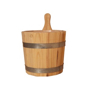 Weka Aufgusskübel aus Holz, 5 Liter, mit Metalleinfassung für Saunaaufgüsse.