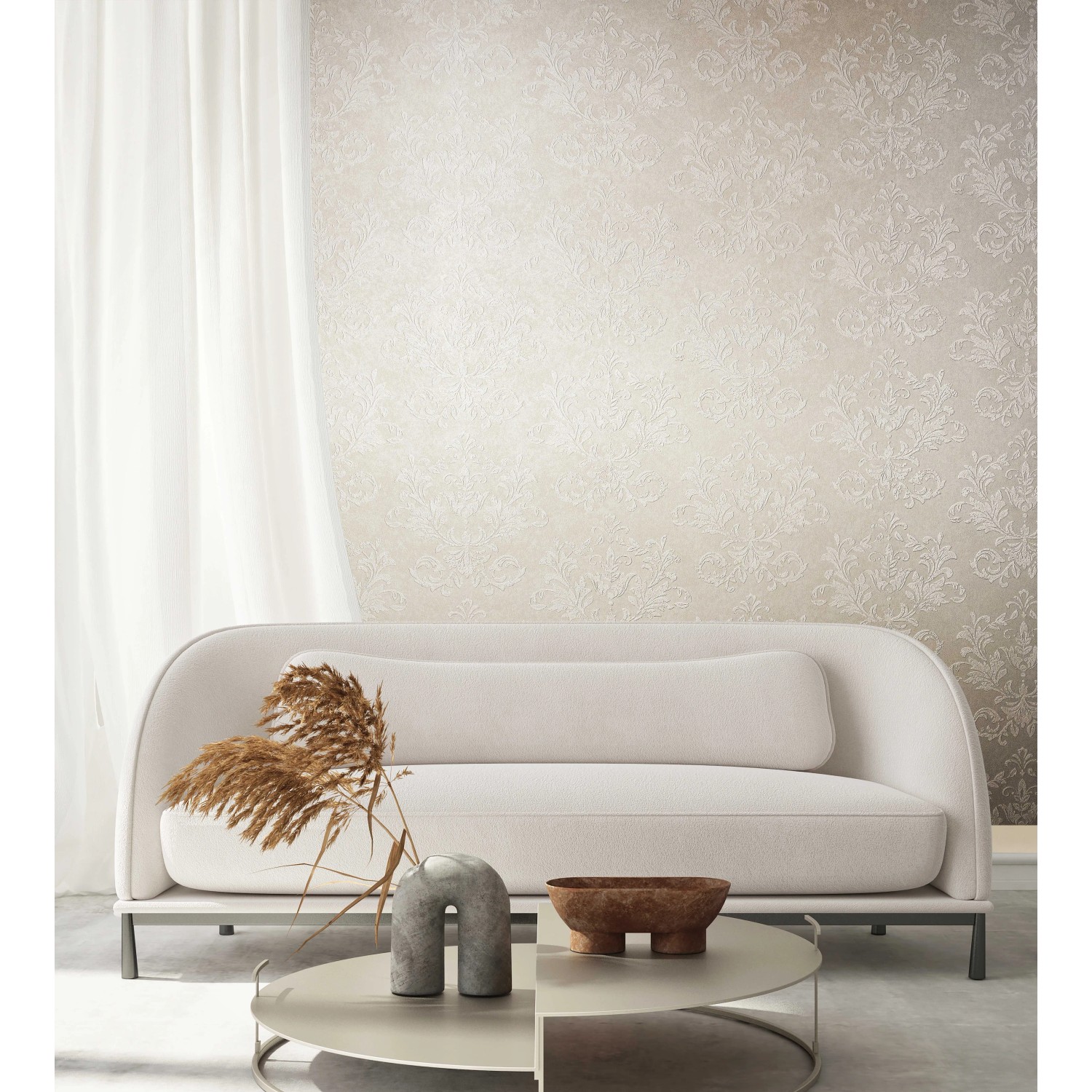 Beige-weiße Marburg Vliestapete Habitat Ornament im Wohnraum.