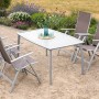 5-teiliges Gartenmöbel-Set Carrara in Taupe mit Klappsesseln und Tisch mit Sicherheitsglasplatte.