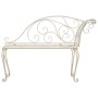 Elegante, antik-weiße Garten-Chaiselongue aus Metall mit dekorativen Details. Ideal für entspannte Stunden im Freien.