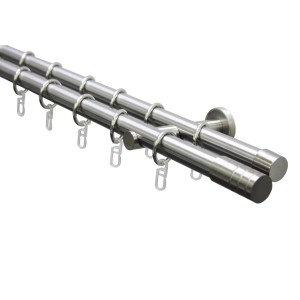 Gardinia Gardinenstangen-Set Zylinder, 2-läufig, Edelstahloptik, 200 cm. Komplettes Set mit Trägern und Ringen.