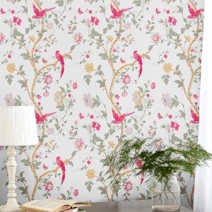 Laura Ashley Vliestapete Summer Palace Peony mit floralem Muster und pinken Vögeln.