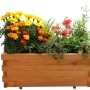 Holz Pflanzkasten Lucca, bepflanzt mit gelben und orangen Blumen, ideal für Balkon und Terrasse.