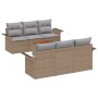 Beiges 7-teiliges vidaXL Garten-Sofa-Set aus Polyrattan mit Tisch und grauen Kissen.