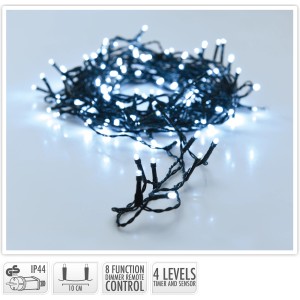 LED-Lichterkette mit 240 kaltweißen LEDs, geeignet für den Innen- und Außenbereich.