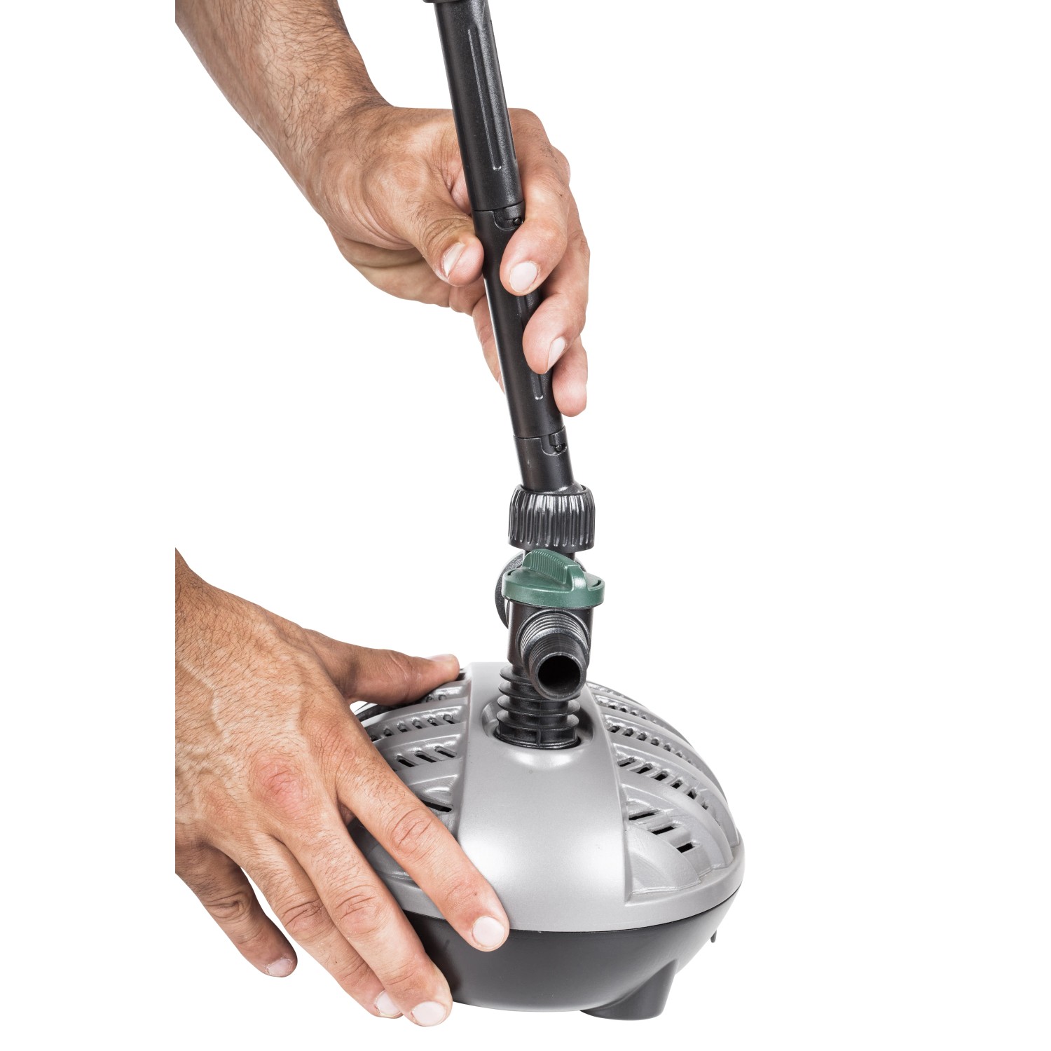 Heissner Aqua Jet Eco Teichpumpen-Set 4900 l/h mit Wasserspielaufsätzen und Teleskopsteigrohr.