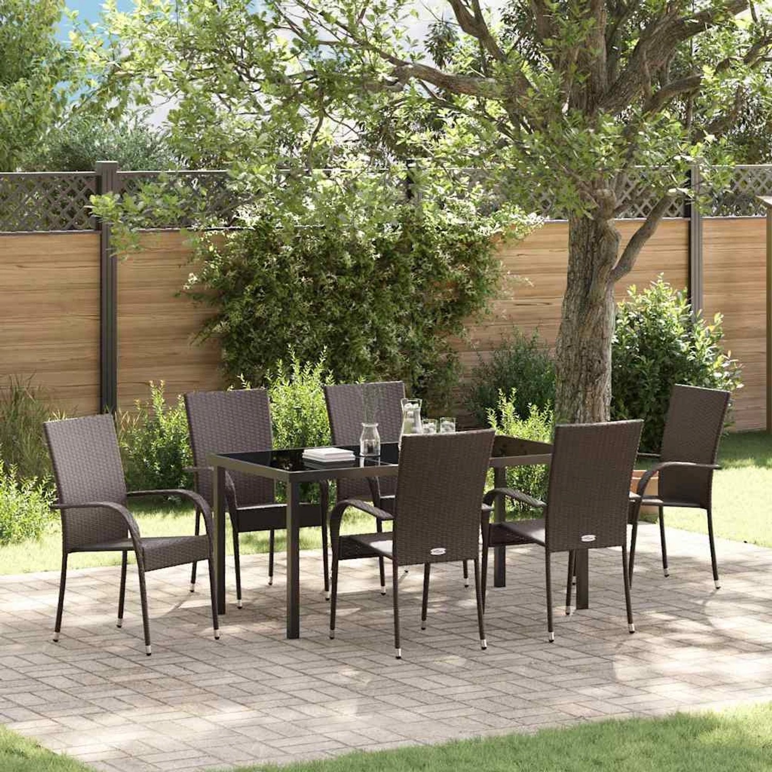 Braune 7-teilige vidaXL Garten Essgruppe aus Poly Rattan mit Tisch und Stühlen.